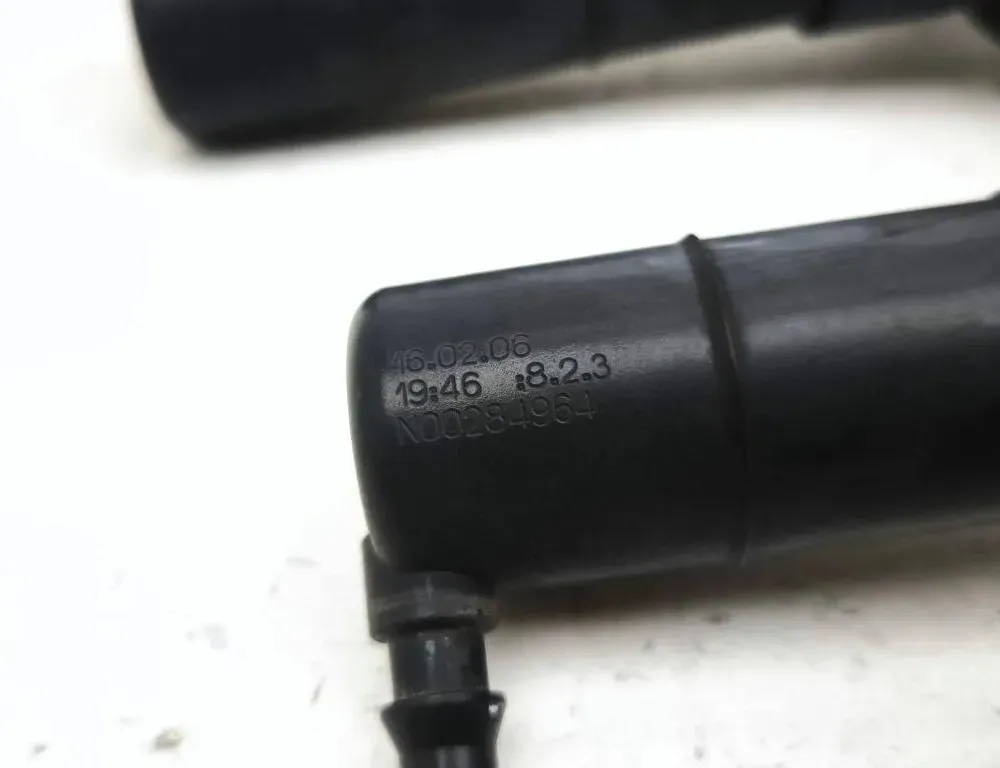 VOLVO XC90 1 generation (2002-2014) Bal oldali fényszórómosó 30699229 34810217