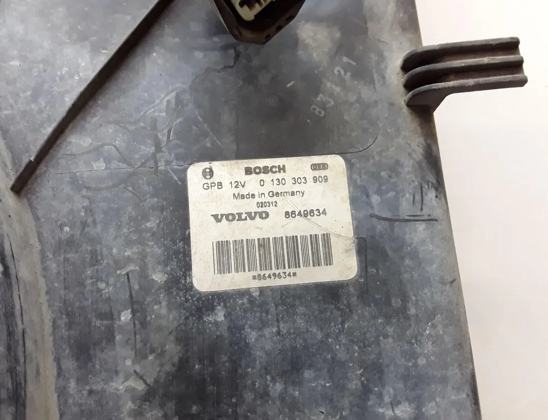VOLVO S60 1 generation (2000-2009) Motorhűtő-ventilátor hűtője 8649634,0130303909 23594222