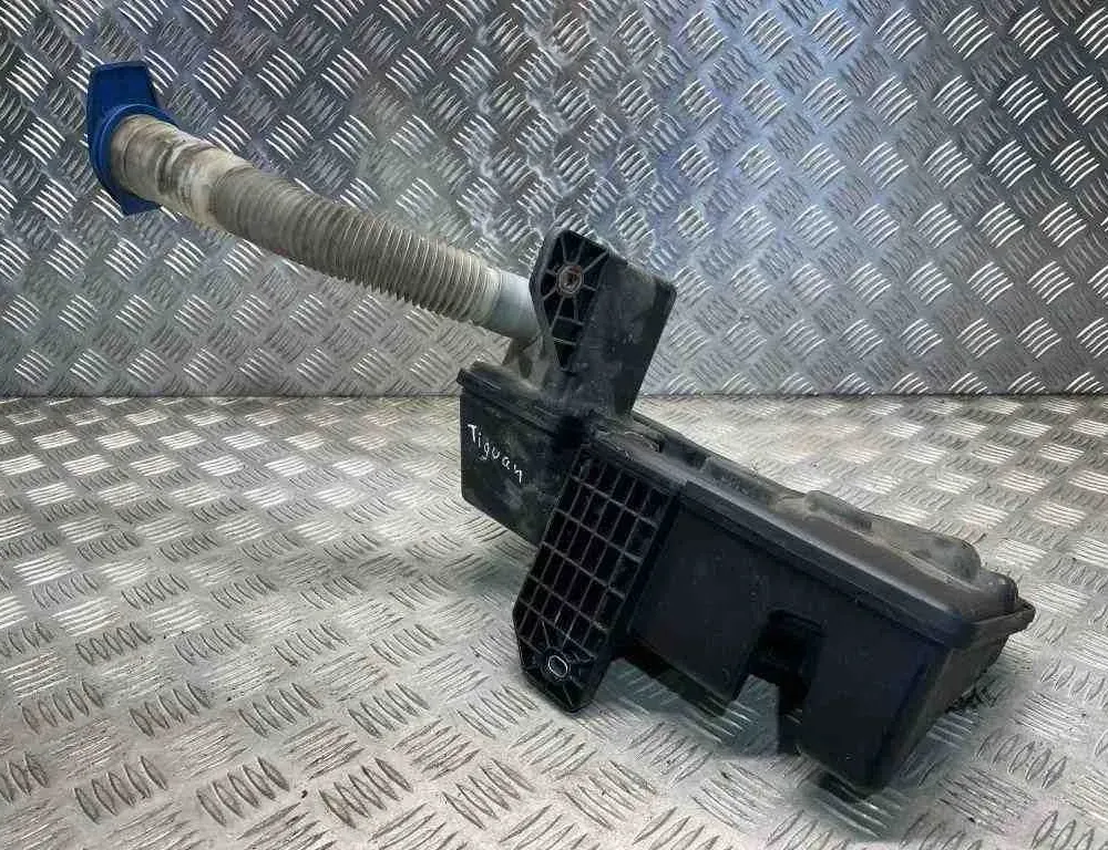 VOLKSWAGEN Tiguan 1 generation (2007-2017) Ablakmosó tartálya 5N0955453B,5N0955453A,5N0955453 32446988