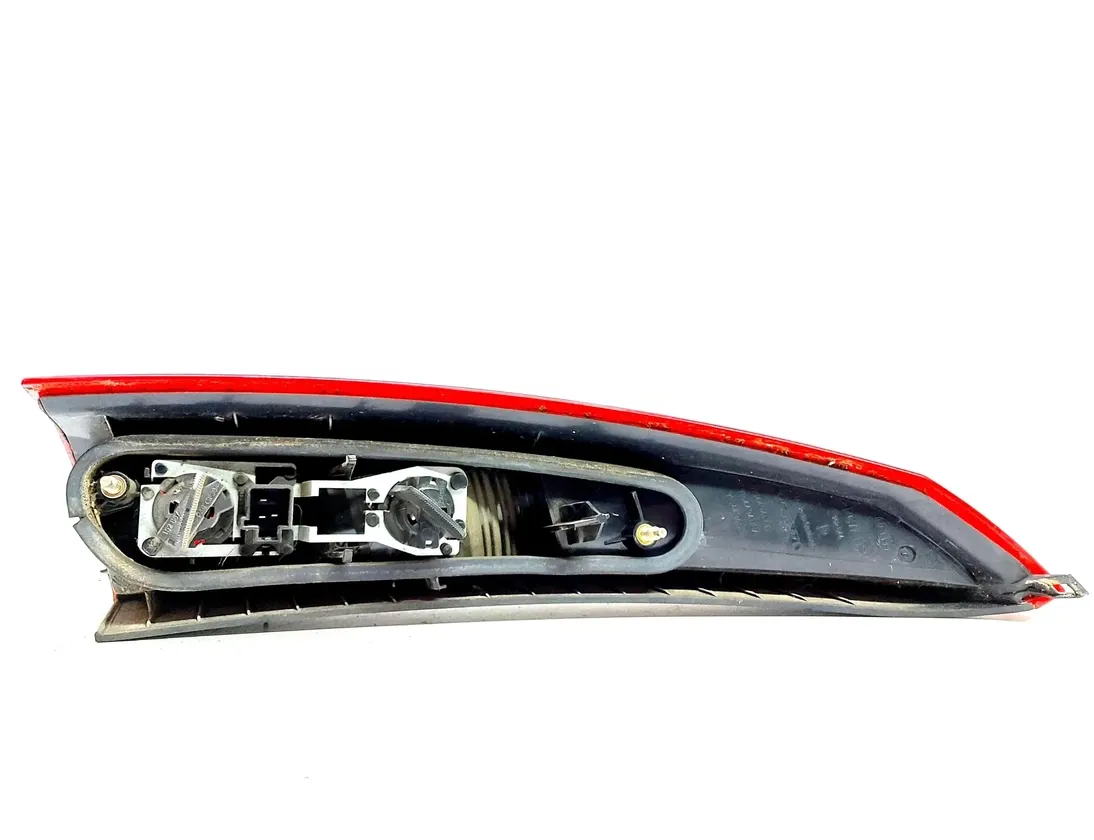 VOLVO V70 2 generation (2000-2008) Jobb hátsó lámpa  9154494 30151547