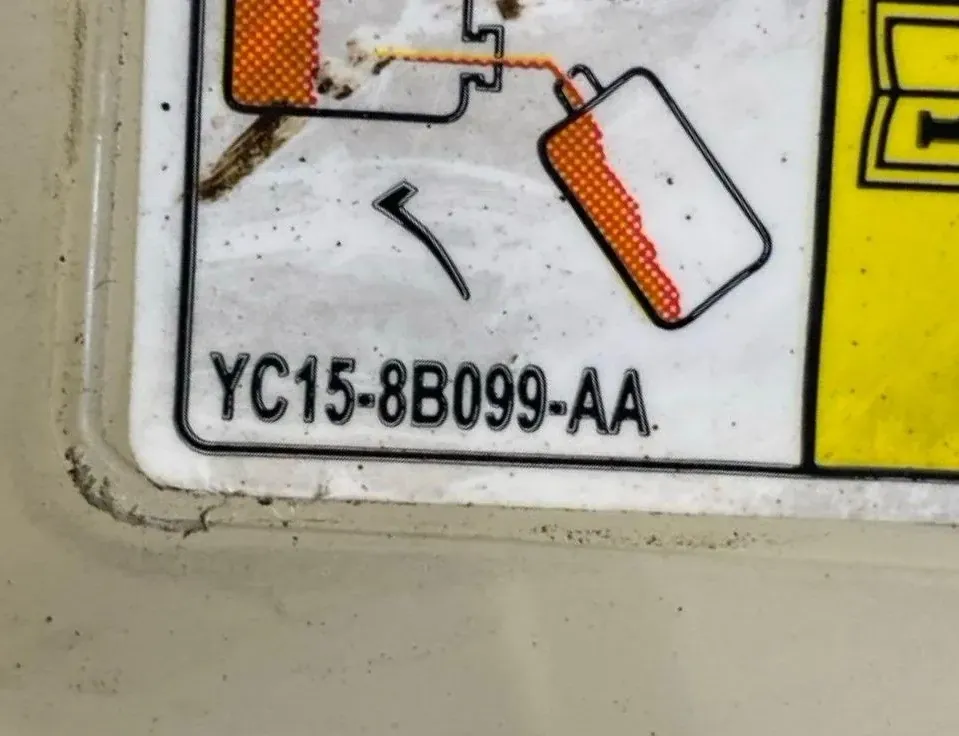 JAGUAR I-Pace 1 generation (2018-2023) Tágulási tartály YC158B099AA 34833040