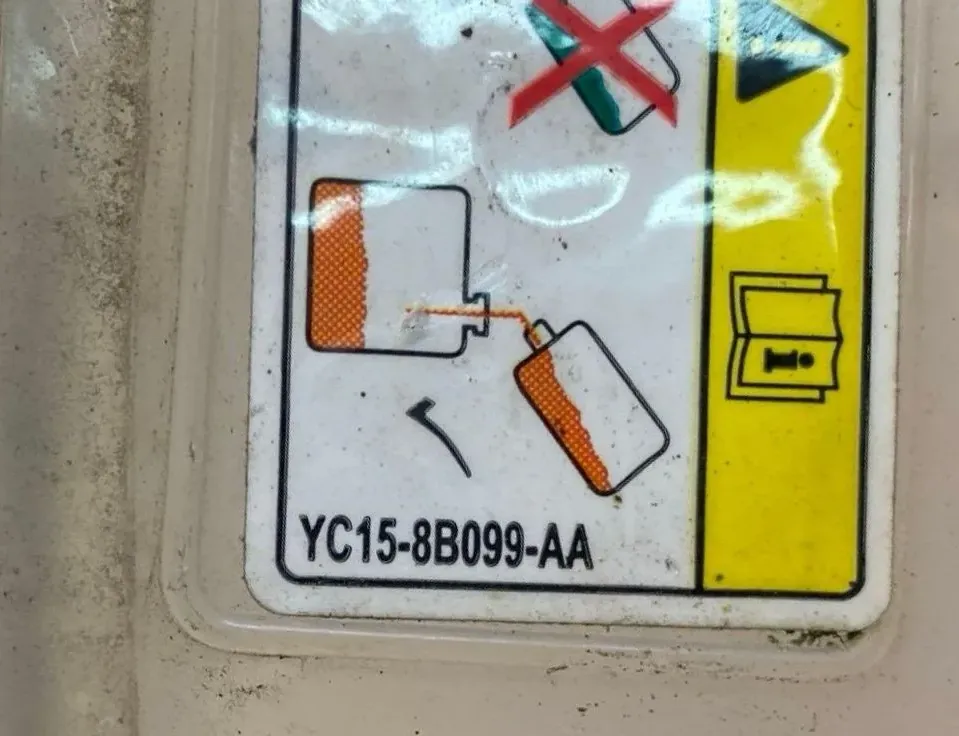 JAGUAR I-Pace 1 generation (2018-2023) Tágulási tartály YC158B099AA 34835165