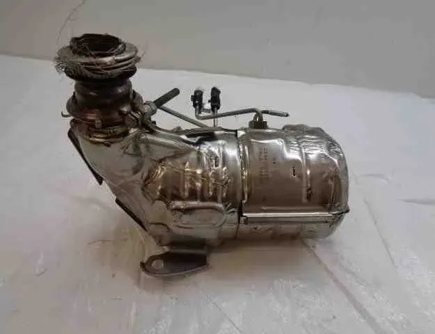 RENAULT Captur 1 generation (2013-2019) Katalizátor 208A01380R 32494958