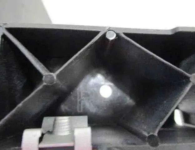 PEUGEOT RCZ 1 generation (2010-2014) Sideskirt Bracket 7416V8 32496608