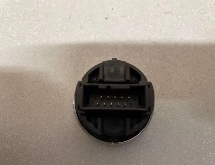 BMW 3 Series E90/E91/E92/E93 (2004-2013) Indítógomb 915494504 22183739