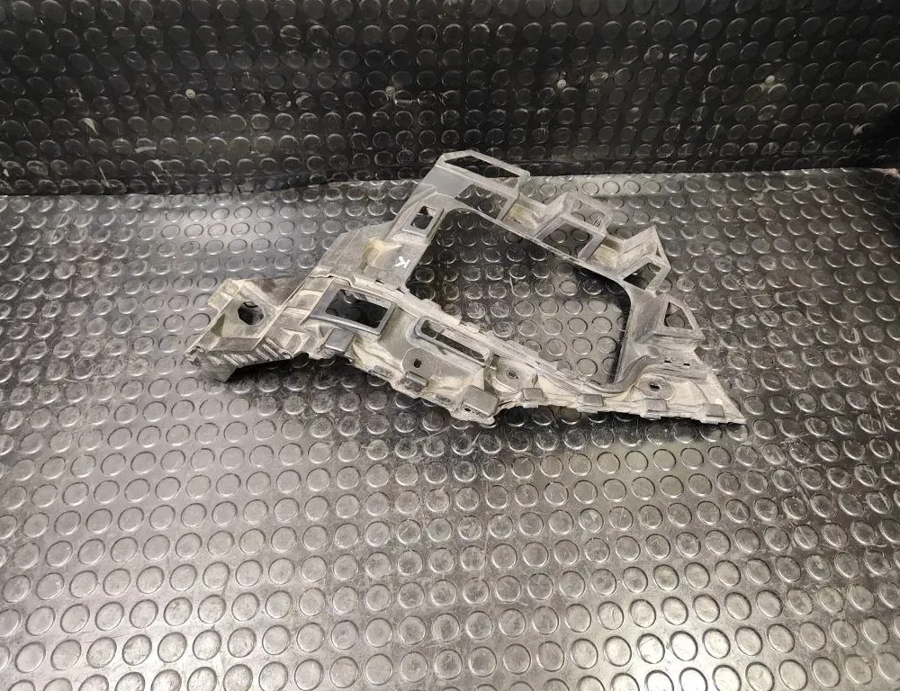 VOLKSWAGEN Touareg 2 generation (2010-2018) Jobb hátsó lökhárító konzolja 7P6807393A 33173364