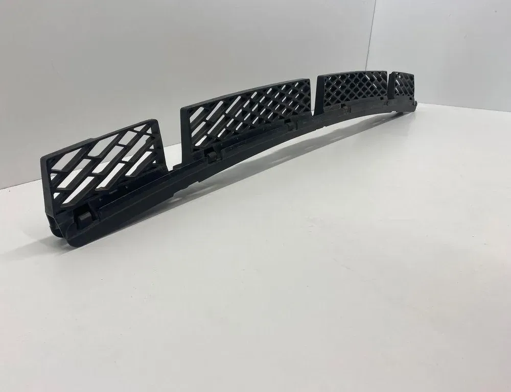 VOLKSWAGEN Touareg 2 generation (2010-2018) Jobb hátsó lökhárító konzolja 7P6807863 33174977