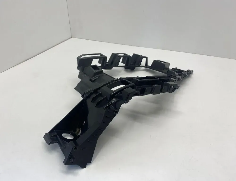 VOLKSWAGEN Touareg 2 generation (2010-2018) Rear Left Bumper Bracket 7P6807393 33174982