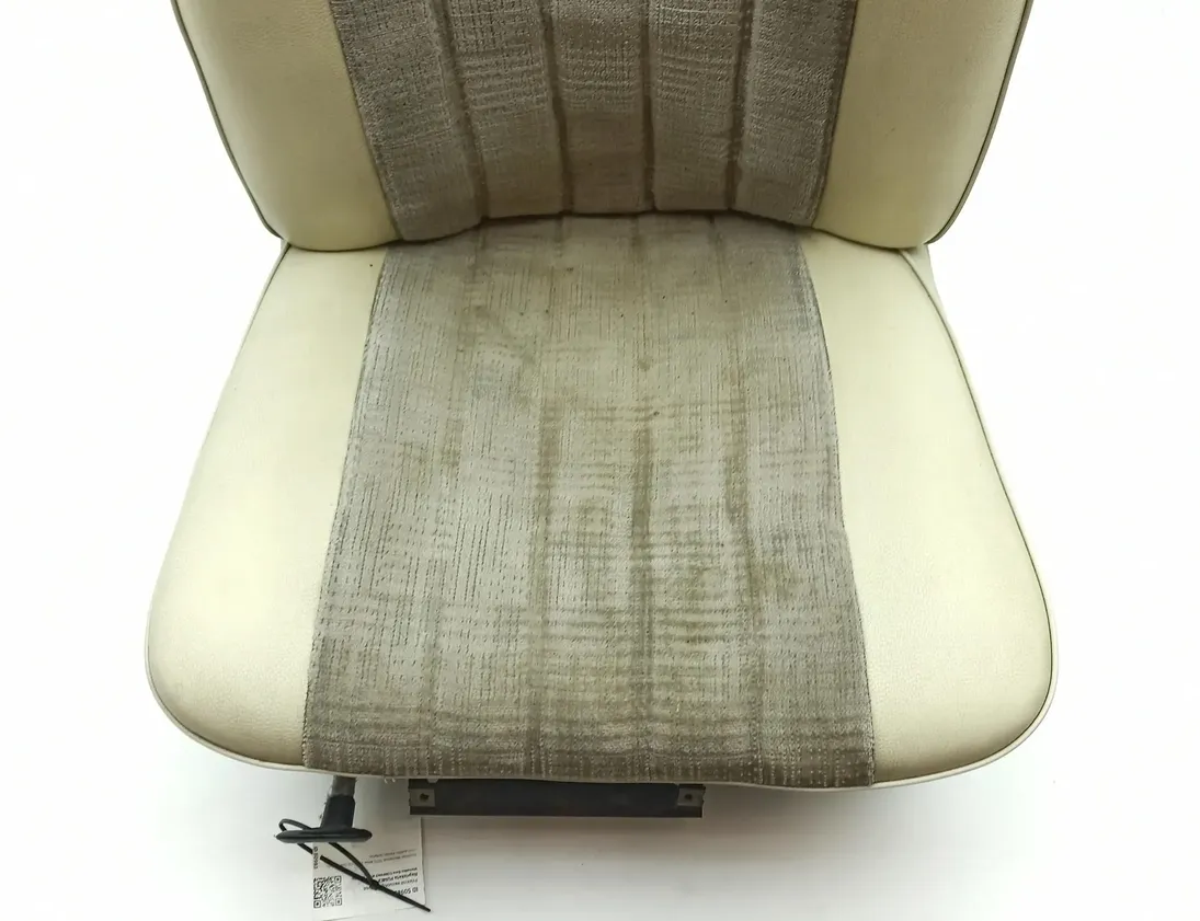 MERCEDES-BENZ W115 1 generation (1968-1976) Bal első ülés 30248321