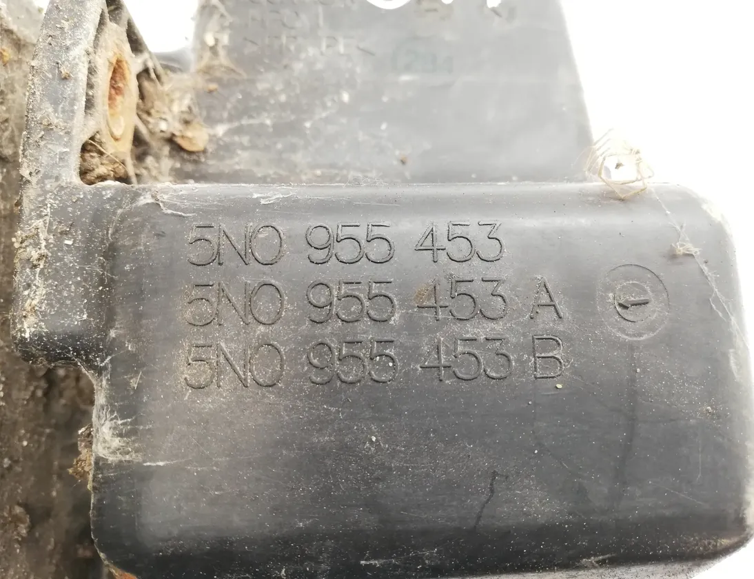 VOLKSWAGEN Tiguan 1 generation (2007-2017) Ablakmosó tartálya 5N0955453 20813756