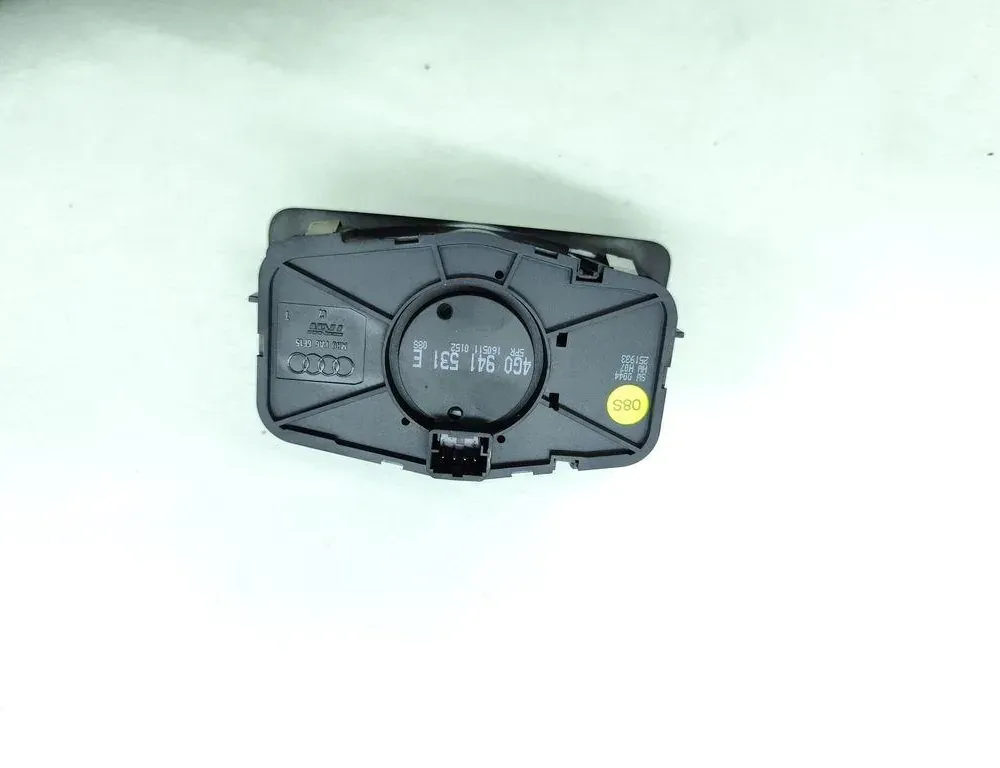 AUDI A6 C8/4K (2018-2024) Fényszórókapcsoló vezérlőegysége 4G0941531 33232392