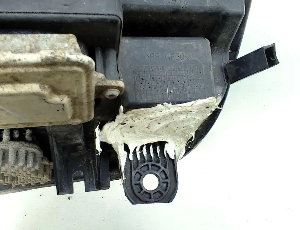 BMW X3 F25 (2010-2017) Front Right Headlight 7217296 33399938