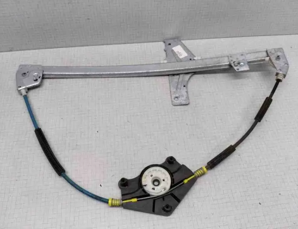 PEUGEOT 307 1 generation (2001-2008) Jobb hátsó ajtó ablakemelője 9634456880 32522673