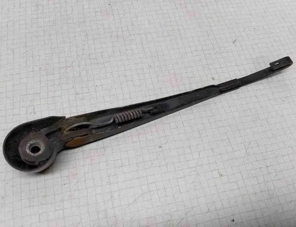 SKODA Octavia 1 generation (1996-2010) Csomagtérajtó ablaktörlő karja 1U9955707B 32525079