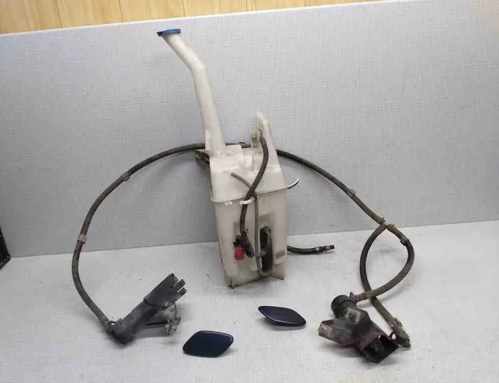 TOYOTA Avensis 2 generation (2002-2009) Бачок омывателя 8504405050,015024,001185,8504505050 32537986