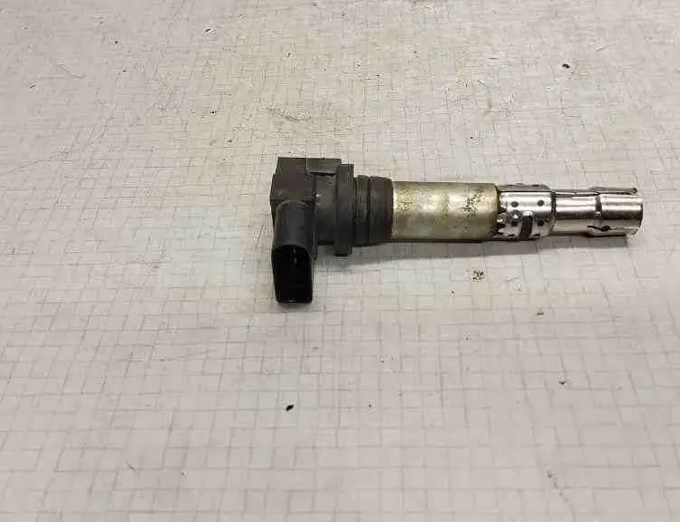 SEAT Leon 2 generation (2005-2012) Magasfeszültségű gyújtóvezeték (gyújtógyertya-huzalok) 0036905100A,36905715A,36905715G,CL003,06A905115C,36905715F,036905100,06A905115B,036905100C,06B905115J,6A905115D,CL005,6B905115R,036905715A 32542392