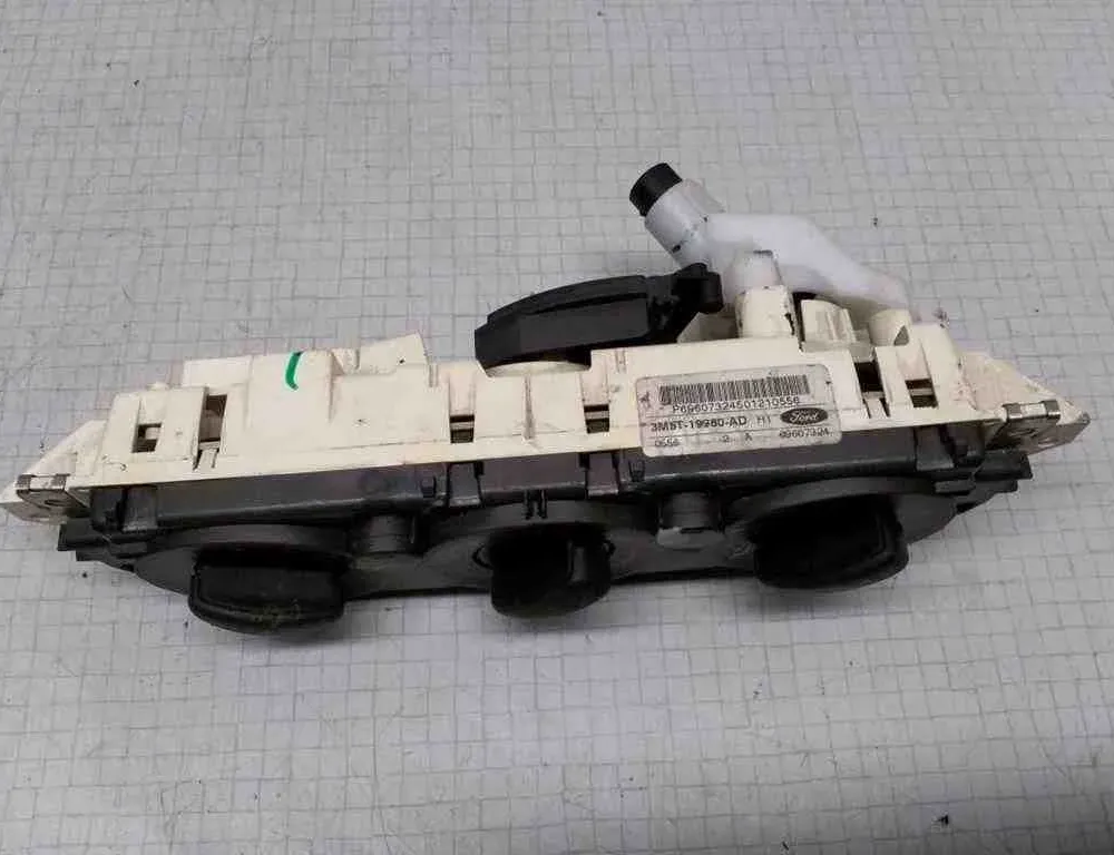 FORD Focus 3 generation (2011-2020) Egyéb vezérlőegységek 3M5T19980AD 32625324