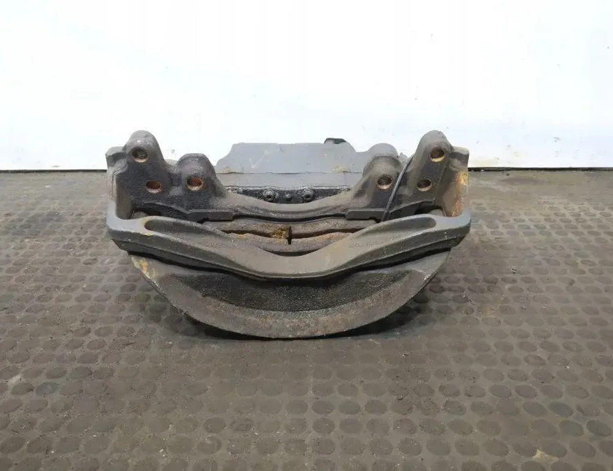 RENAULT 4 1 generation (1962-1991) Jobb hátsó féknyereg 32893452