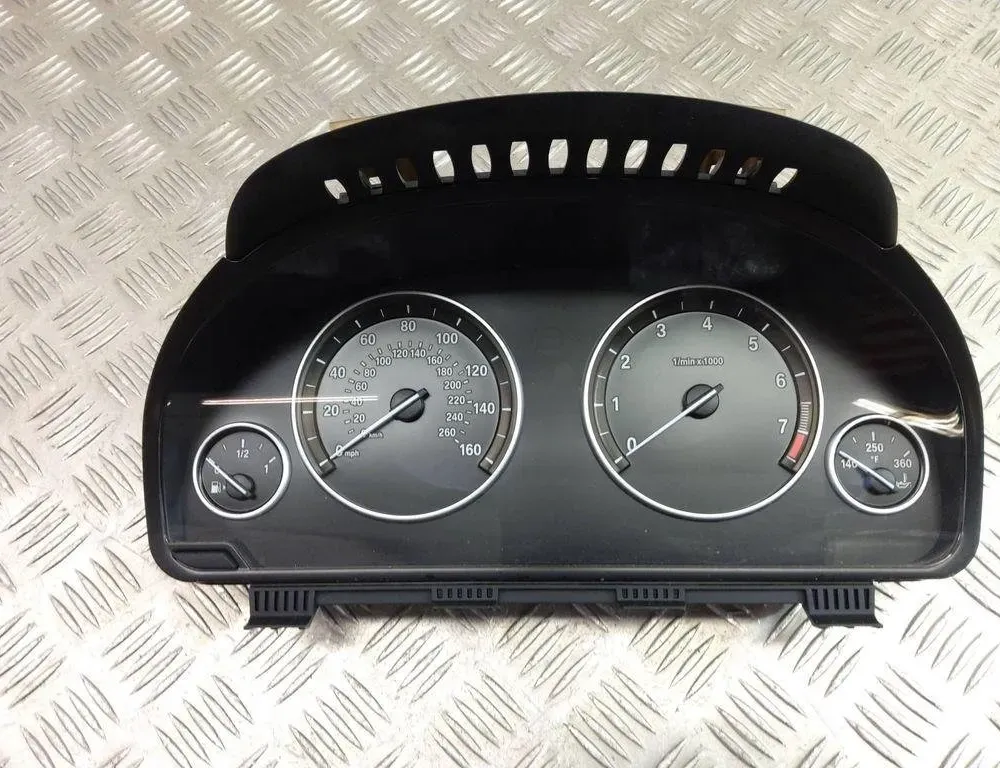 BMW X3 F25 (2010-2017) Спидометр 9291411 31003628