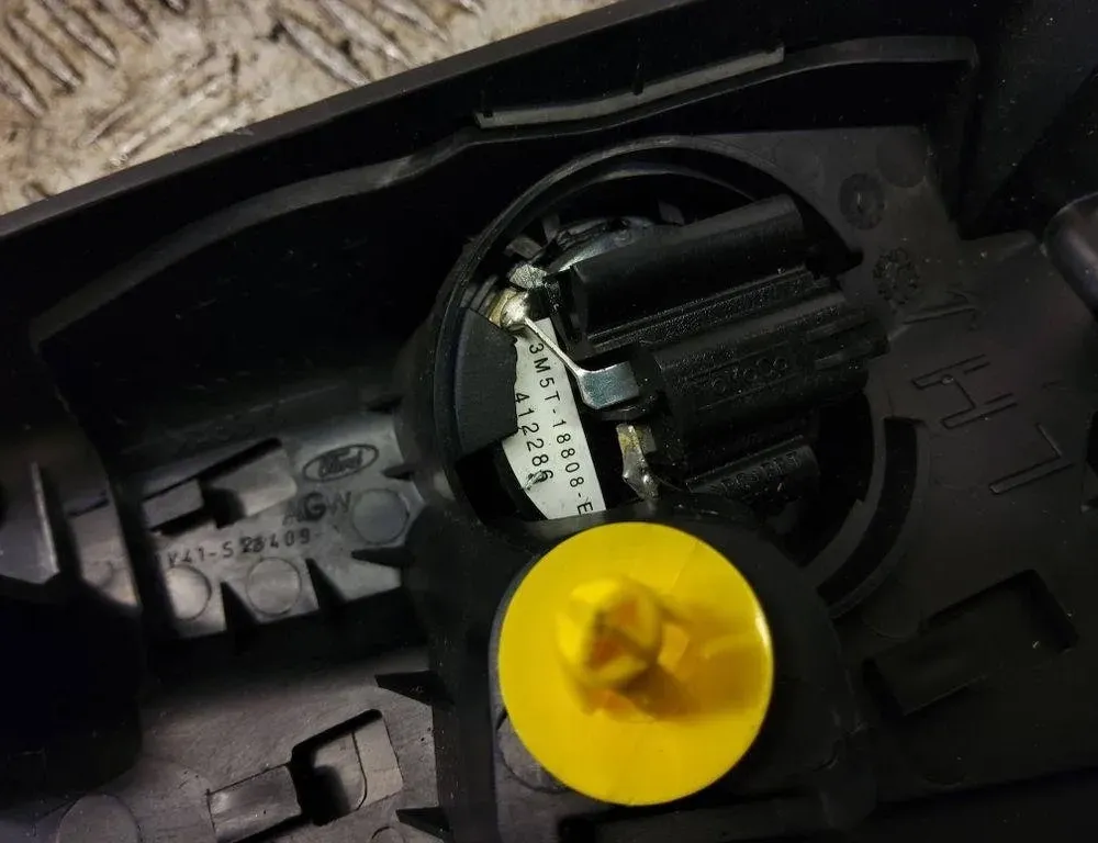 FORD Kuga 1 generation (2008-2013) Bal első ajtó hangfala 8V41S23409 31254561