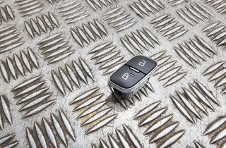 FORD C-Max 2 generation (2010-2019) Központi reteszelő kapcsoló F1ET14017AB,SANDD4A002A 29825130