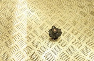 SEAT Altea 1 generation (2004-2013) Vészjelző gomb 5P0863160 32976621