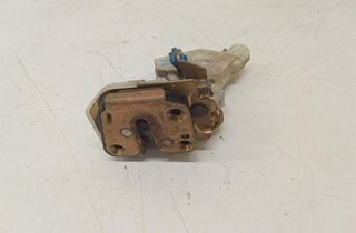 NISSAN X-Trail T30 (2001-2007) Замок боковых правых дверей 806624U300 32967084