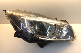 OPEL Insignia A (2008-2016) Фара передняя правая 1ZT00963102 32828250
