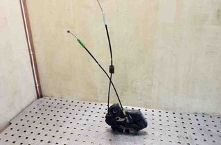 TOYOTA Land Cruiser 70 Series (1984-2024) Замок задней правой двери 26091776