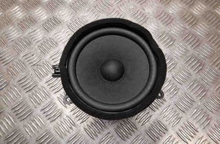 VOLVO XC60 2 generation (2017-2024) Jobb első ajtó hangfala 32246255 30657312