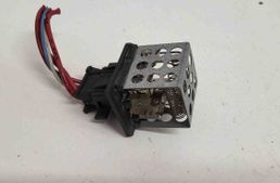 PEUGEOT 206 1 generation (1998-2009) Fűtőventilátor motor/ventilátor ellenállás 9643213777 28131480