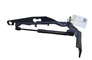 VOLVO V60 1 generation (2010-2020) Петля капота передняя правая 31385813 33017202