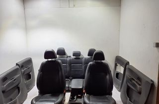 VOLKSWAGEN Amarok 1 generation (2010-2022) Внутренние сиденья с комплектом дверных карт 32747866