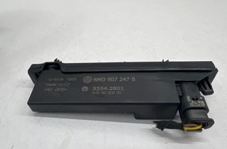 PORSCHE Taycan 1 generation (2019-2023) Bal első tetőfogantyú 4M0907247B 32982363