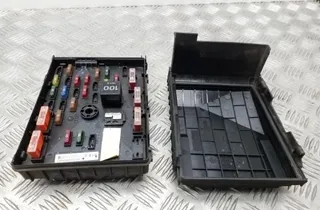 VOLKSWAGEN Passat B6 (2005-2010) Biztosítékdoboz 1K0937132F 34718503