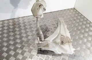 VOLVO V50 1 generation (2003-2012) Ablakmosó tartálya 30657122 34833192