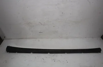 MASERATI Ghibli 3 generation (2013-2024) Jobb oldali műanyag légterelő burkolat 6700288420 31406925