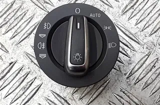 AUDI A6 C7/4G (2010-2020) Переключатель света 28607286