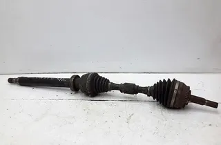 VOLVO V40 1 generation (1996-2004) Полуось передний левый 28653412