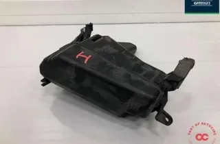 TOYOTA Hiace H200 (2004-2019) Fuse Box 8274526010 31660189