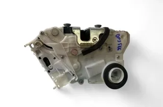 HONDA CR-V 3 generation (2006-2012) Jobb hátsó ajtó zárja 31777110