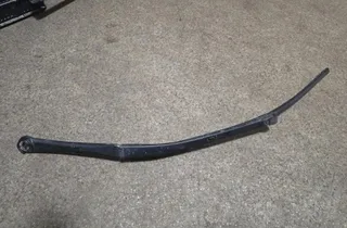 BMW 5 Series E39 (1995-2004) Стеклоочистители спереди 8361743 33756698