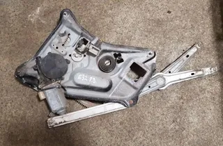 BMW 7 Series E32 (1986-1994) Стеклоподъемник передней правой двери 51321938368 34018697