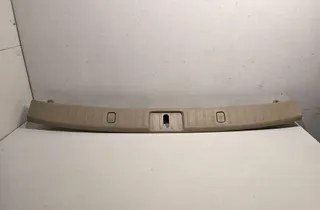 LEXUS RX 2 generation (2003-2009) Csomagtartózár díszítőcsíkja 6942248010 34738056