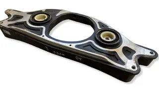 MERCEDES-BENZ C-Class W206 (2021-2023) Hátsó differenciálmű-konzol A2063520000 34261770