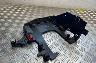 BMW i8 I12 (2013-2017) Другие части внутренние двигателя 7632887 33165546