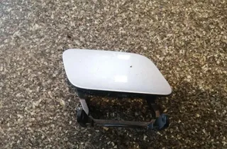 AUDI Q5 8R (2008-2017) Right Side Headlight Washer Cover Cap 8R0955276E 33858782