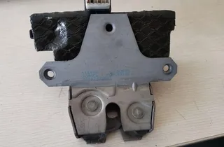 LAND ROVER Range Rover Sport 1 generation (2005-2013) Csomagtérajtó zárja FQR500130 33870911