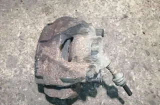 RENAULT Megane 3 generation (2008-2020) Bal első féknyereg 33884834