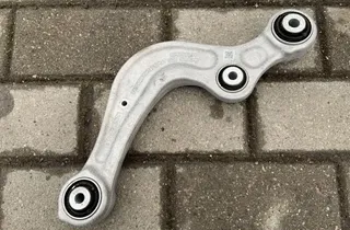 AUDI Q5 8R (2008-2017) Bal hátsó keresztlengőkar 4M0505323G,4M0505361G 33971775